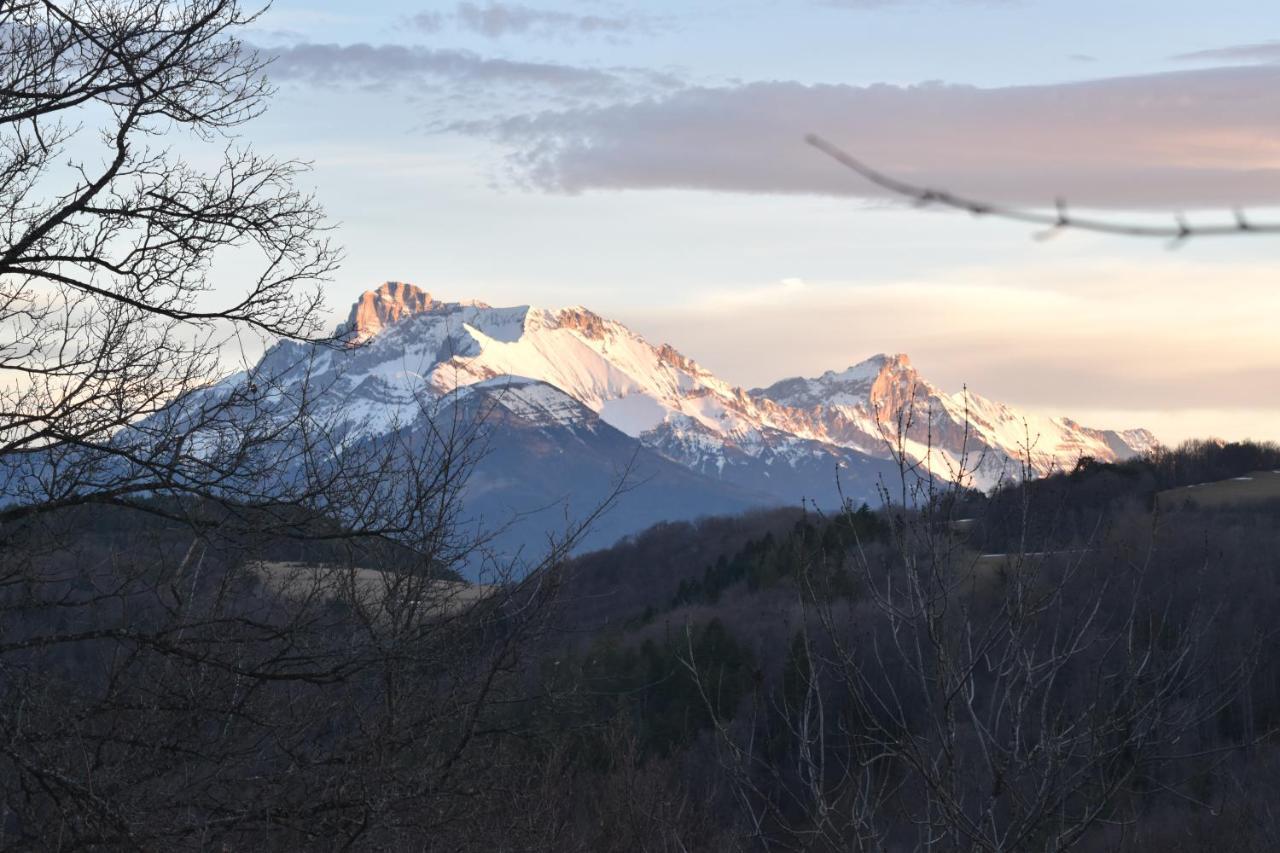 Gite Au Printemps Japonais, Petit Train De La Mure, Parc Des Ecrins Villa Pierre-Chatel Esterno foto