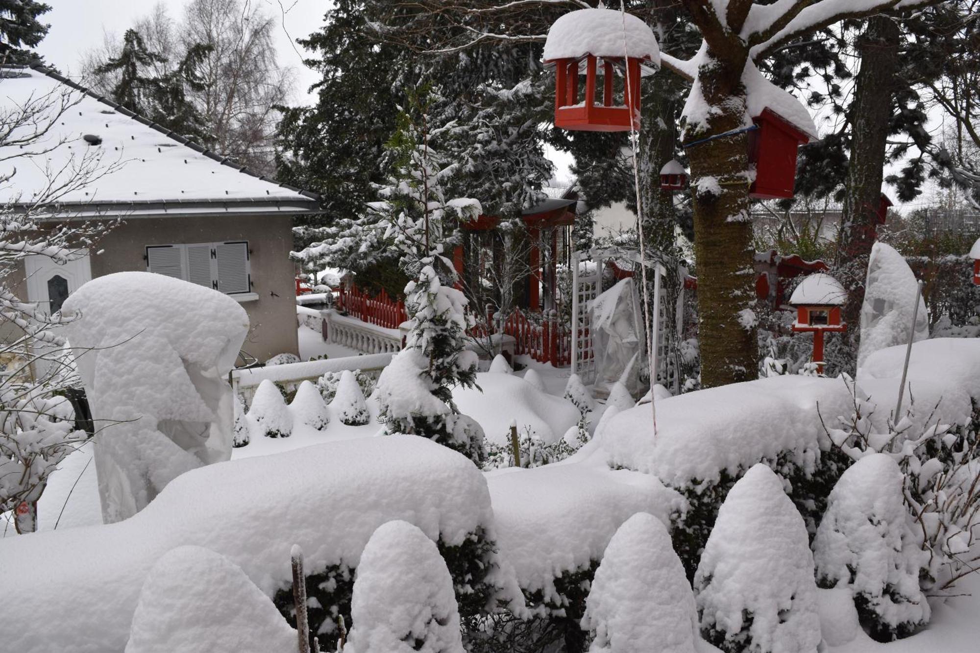 Gite Au Printemps Japonais, Petit Train De La Mure, Parc Des Ecrins Pierre-Chatel Esterno foto